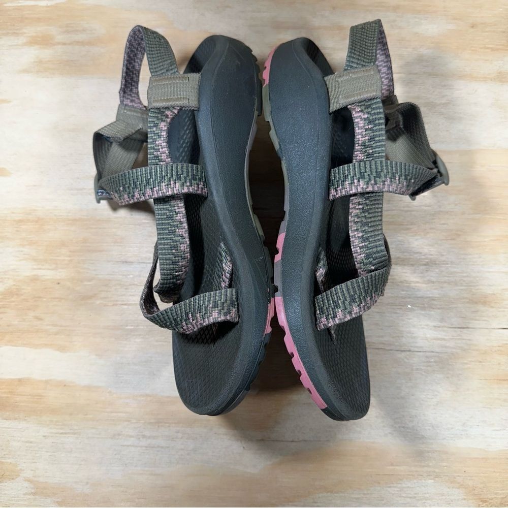 Chaco Green and Pink Sandals Women’s Size 7 - Picture 3 of 8